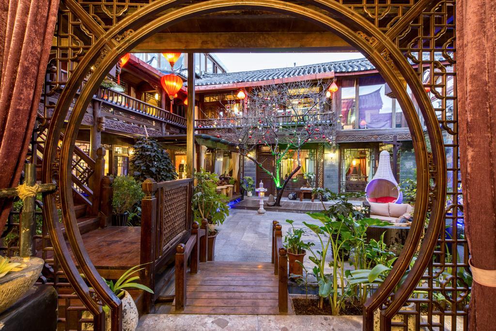 Lijiang Yuntian Palace Hotel Экстерьер фото