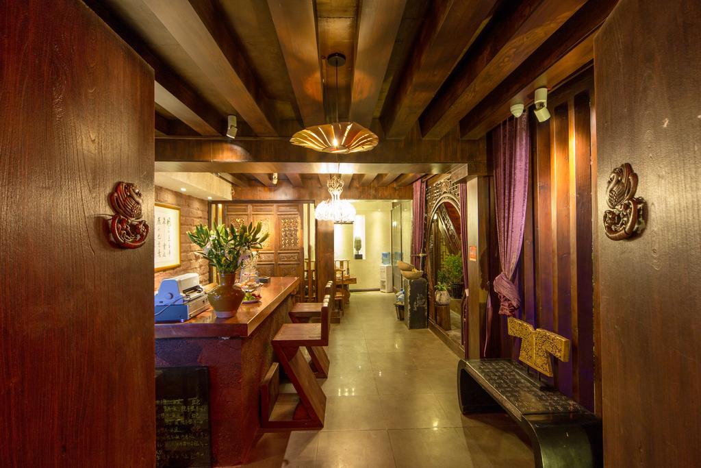 Lijiang Yuntian Palace Hotel Экстерьер фото
