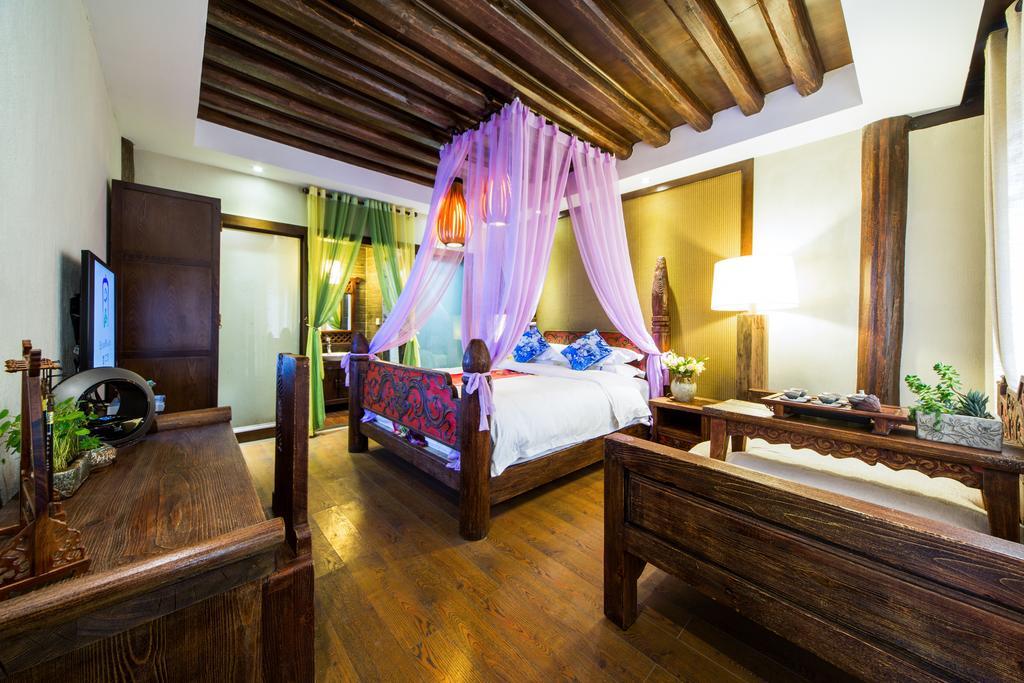 Lijiang Yuntian Palace Hotel Номер фото