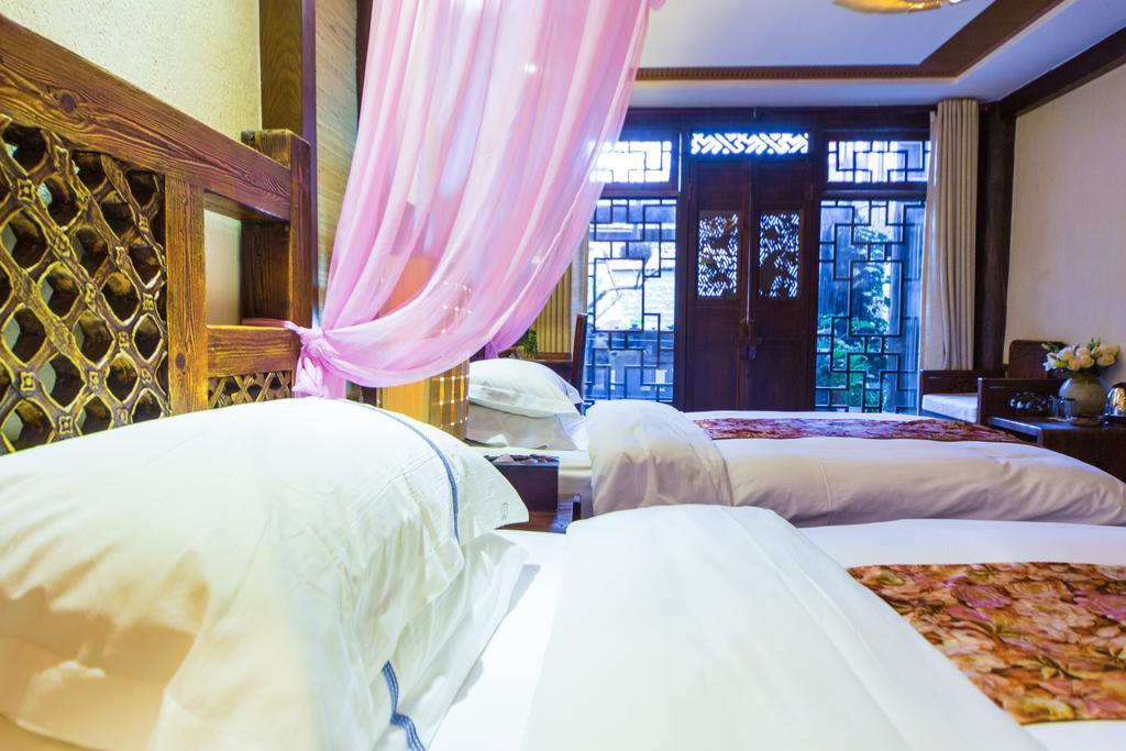 Lijiang Yuntian Palace Hotel Экстерьер фото